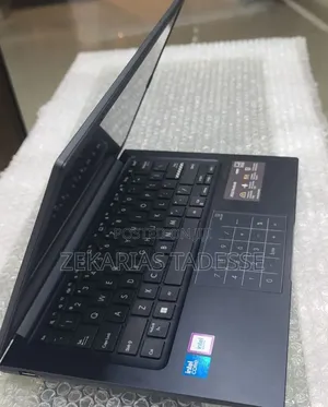 New Laptop Asus VivoBook 15 X505BA 16GB Intel Core 5 SSD 512GB