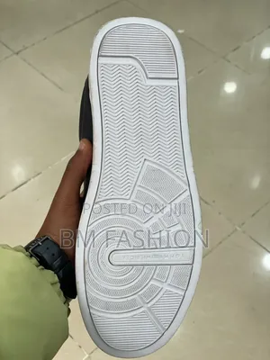 Tommy Hilfiger Essential Sneakers
