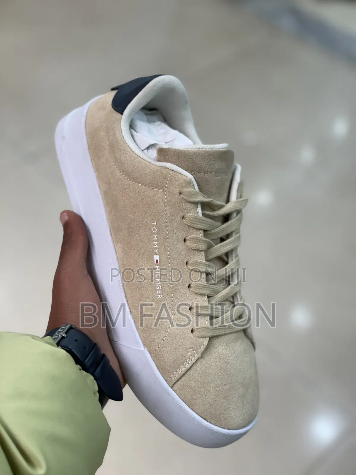 Tommy Hilfiger Sand Suede/White
