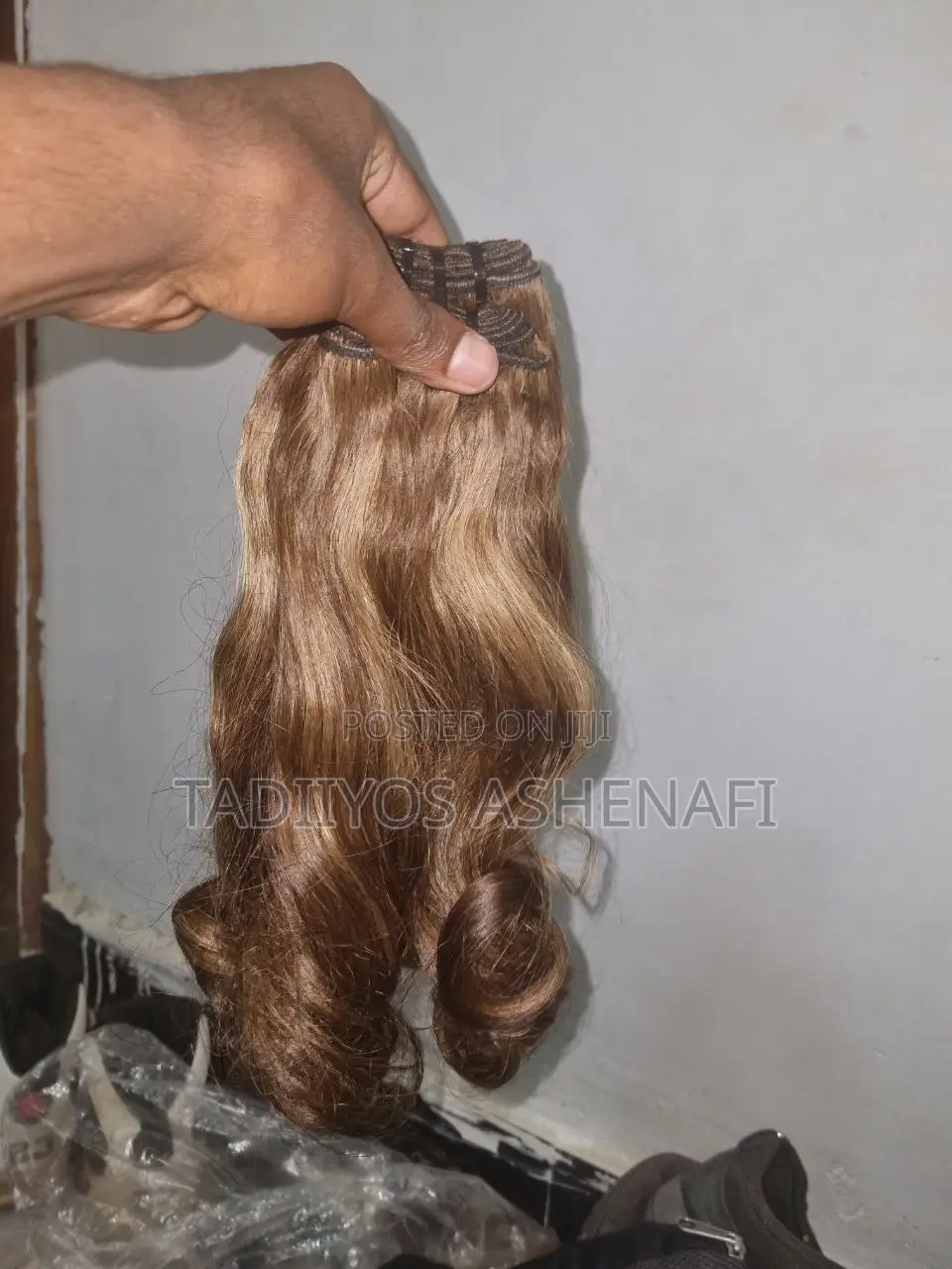 Need Human Hair PLS Dm