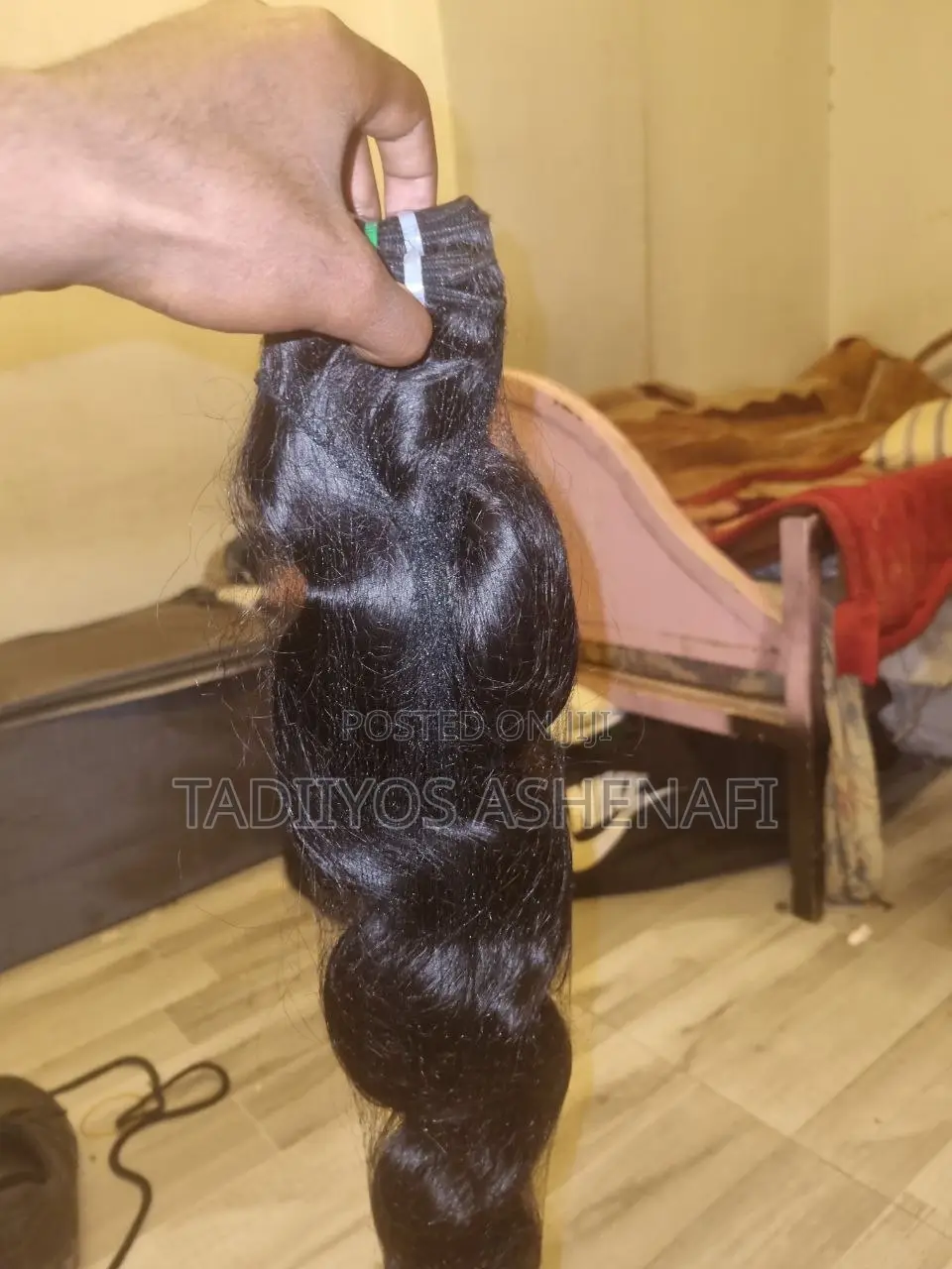 Need Human Hair PLS Dm