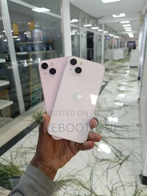 New Apple iPhone 13 128 GB Pink