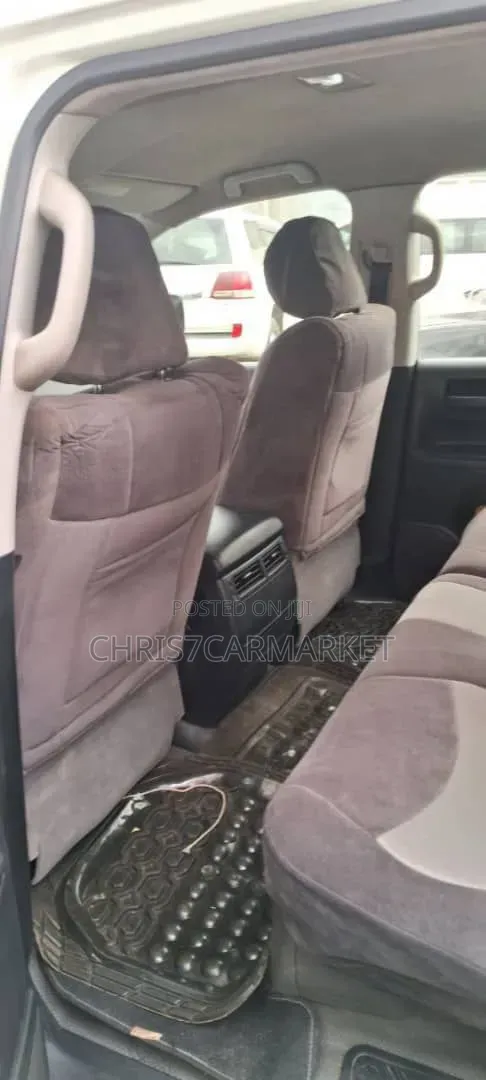 Toyota Land Cruiser 4.5 V8 GX-R 2012 White