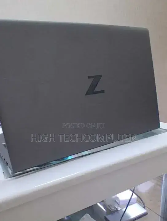 New Laptop HP ZBook Studio G8 16GB Intel Core i7 SSD 512GB