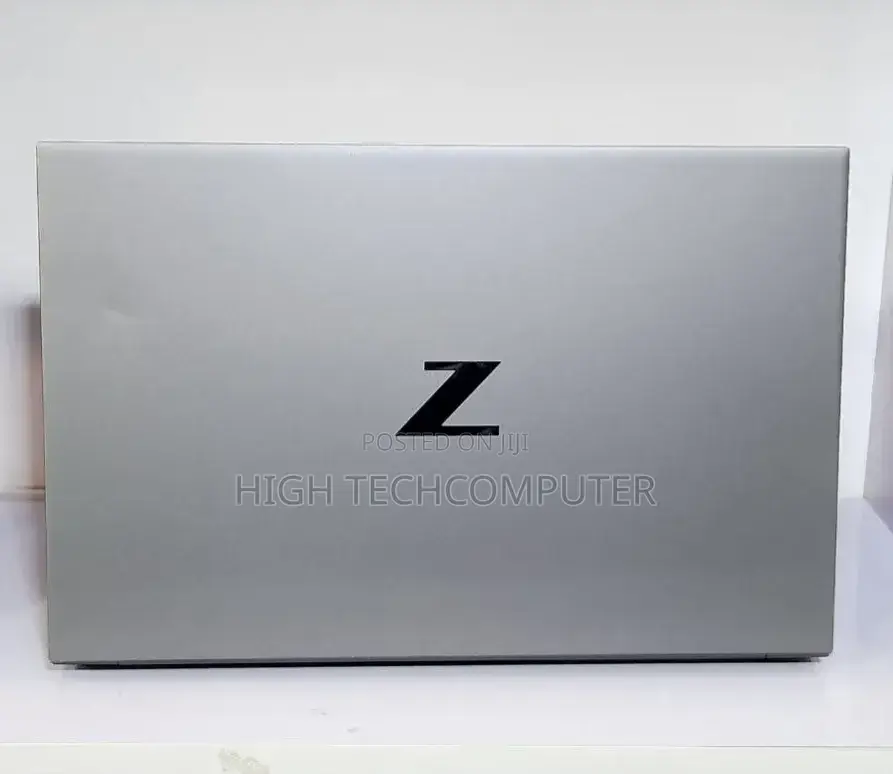 New Laptop HP ZBook Studio G8 16GB Intel Core i7 SSD 512GB