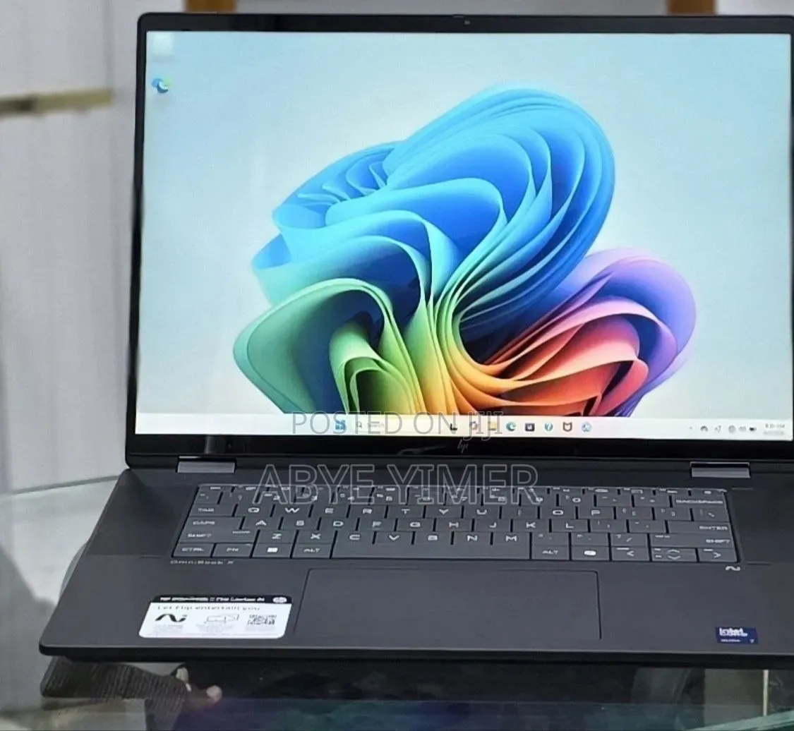 New Laptop HP OmniBook Ultra Flip 16" 16GB Intel Core Ultra 7 SSD 1T