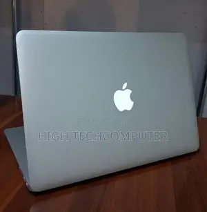 New Laptop Apple MacBook Air 2015 8GB Intel Core i5 SSD 256GB