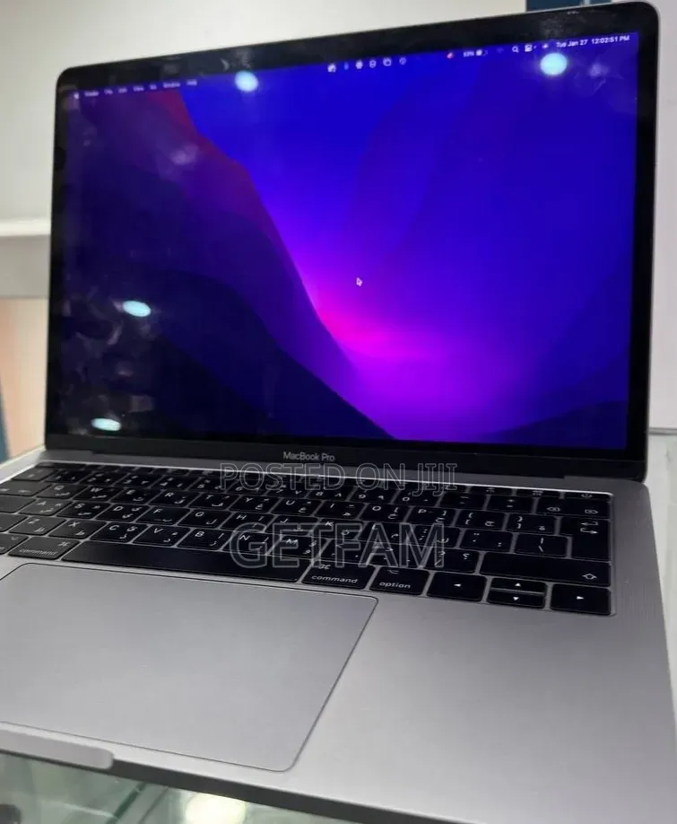 New Laptop Apple MacBook Pro 2017 8GB Intel Core i5 SSD 128GB