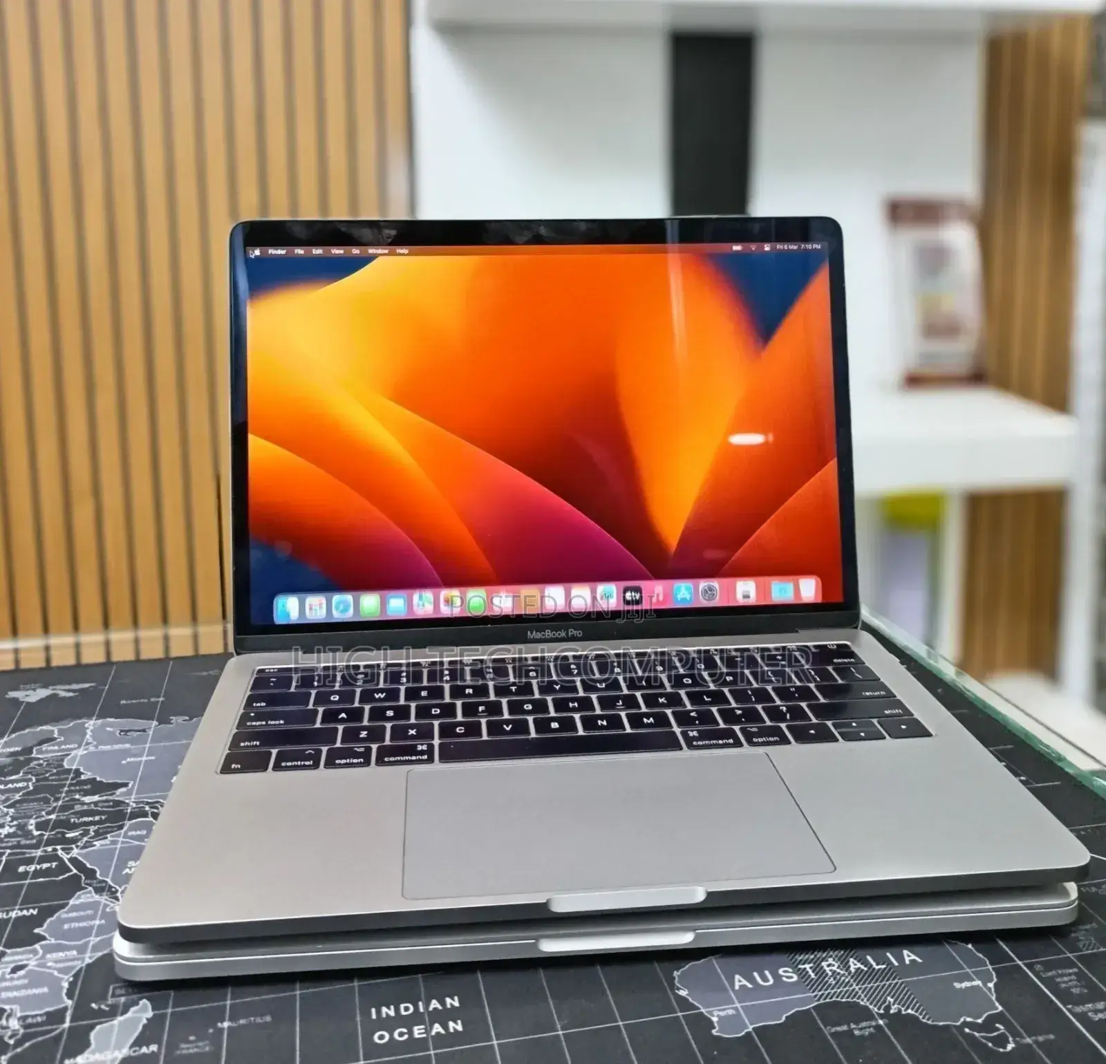 New Laptop Apple MacBook Pro 2017 16GB Intel Core i5 SSD 256GB