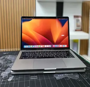 New Laptop Apple MacBook Pro 2017 16GB Intel Core i5 SSD 256GB