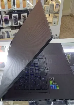 New Laptop Asus ROG Zephyrus G15 16GB Intel Core i7 SSD 512GB