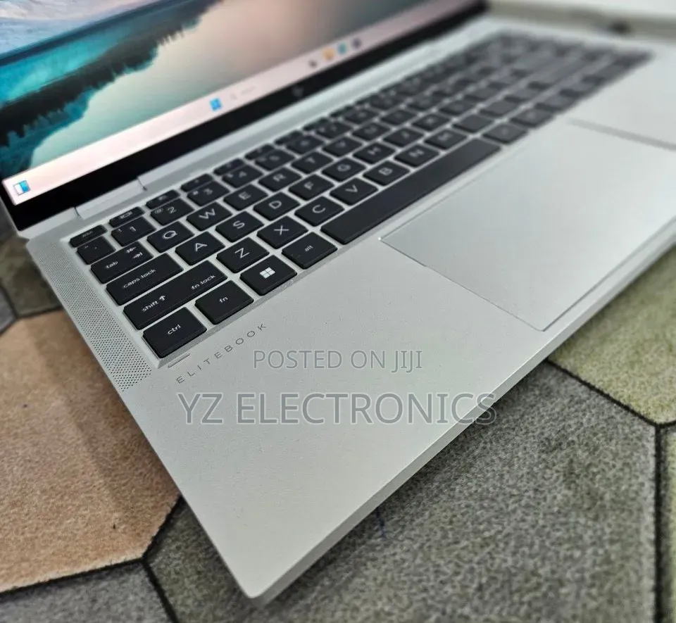 New Laptop HP EliteBook X360 1040 G11 32GB Intel Core i7 SSD 512GB