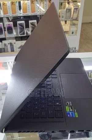 New Laptop Asus ROG Zephyrus G15 16GB Intel Core i7 SSD 512GB