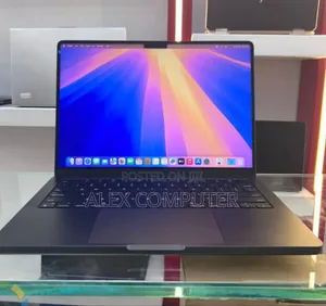 New Apple MacBook Pro 2023 M3 14-inch 18GB Apple M3 Pro SSD 512GB