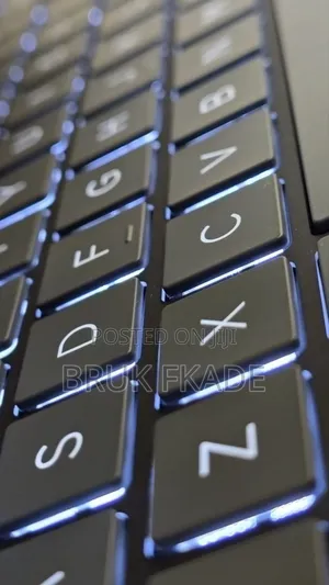 New Laptop HP Envy X360 16GB Intel Core Ultra 5 SSD 512GB