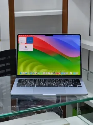 New Laptop Apple MacBook Air 2025 M4 13-inch 16GB Apple M4 SSD 256GB