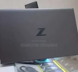 New Laptop HP ZBook Firefly 14 G11 16GB Intel Core i7 SSD 512GB
