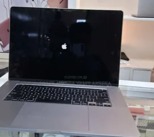 New Laptop Apple MacBook Pro 2019 32GB Intel Core i9 SSD 512GB