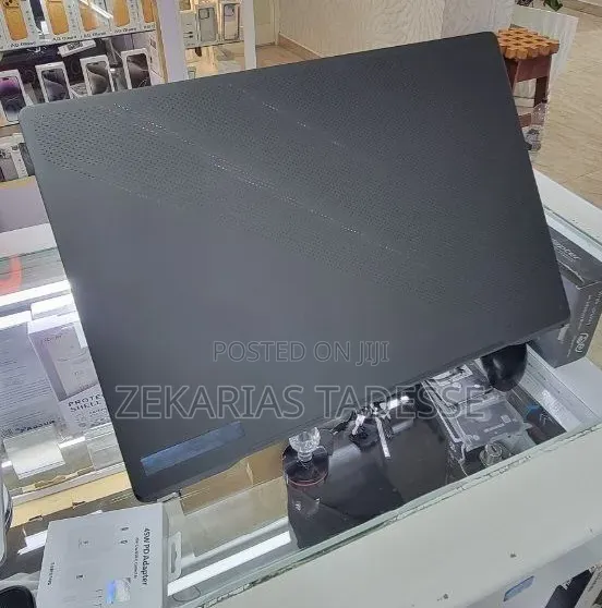 New Laptop Asus ROG Zephyrus G15 16GB Intel Core i7 SSD 512GB