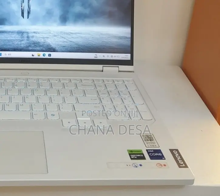 New Laptop Lenovo 16GB Intel Core i9 SSD 1T