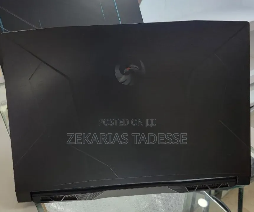 New Laptop MSI 16GB AMD Ryzen 5 SSD 512GB