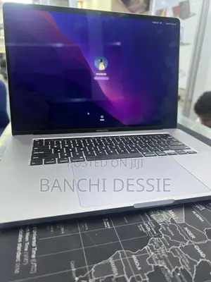 New Laptop Apple MacBook Pro 2019 32GB Intel Core i9 SSD 512GB