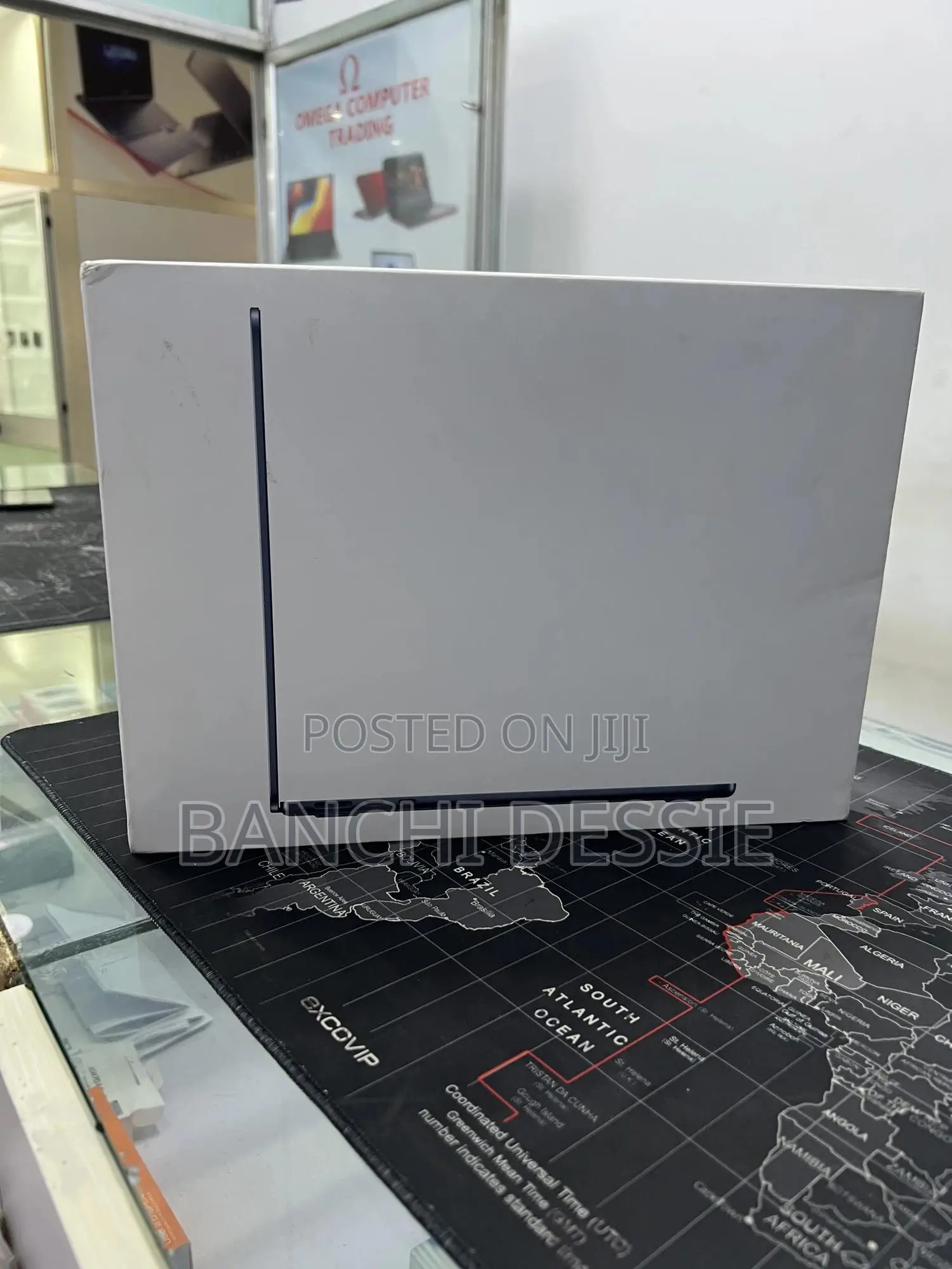New Laptop Apple MacBook Air 2026 M5 13-inch 16GB Apple M5 SSD 512GB