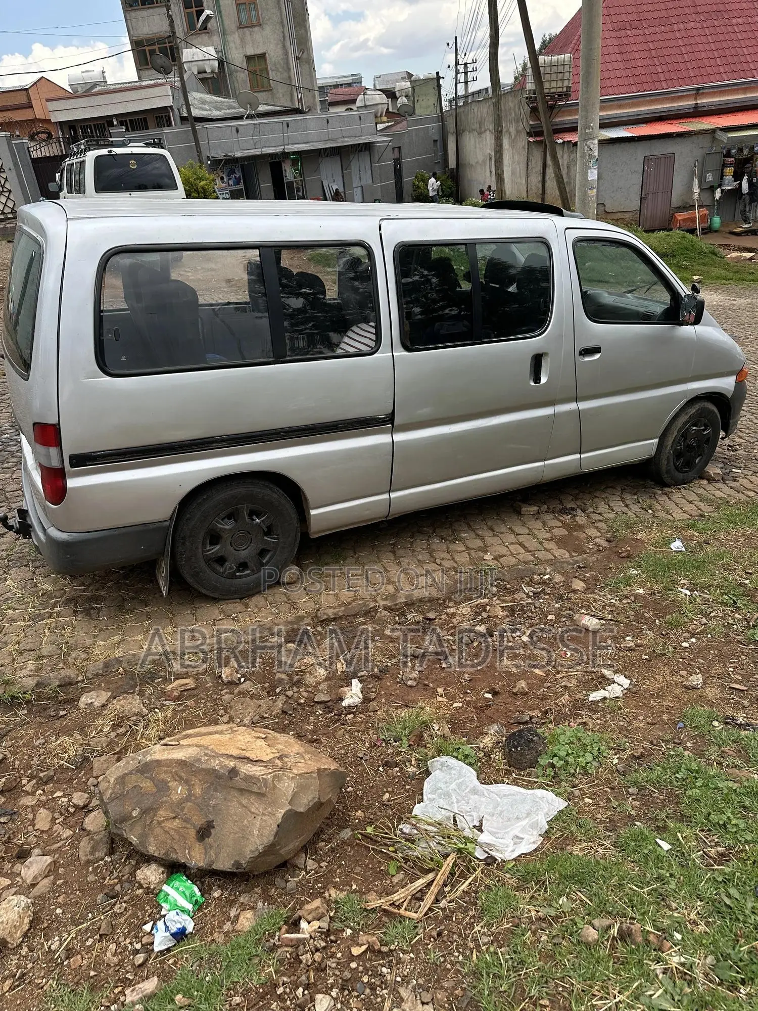 Toyota HiAce 1999 Silver