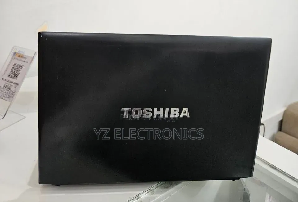 Laptop Toshiba Portege R830 4GB Intel Core i5 HDD 250GB