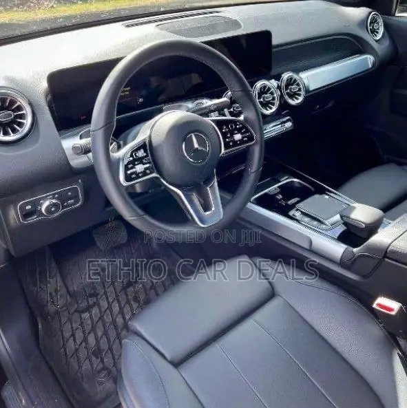 New Mercedes-Benz EQB 2024 Gray