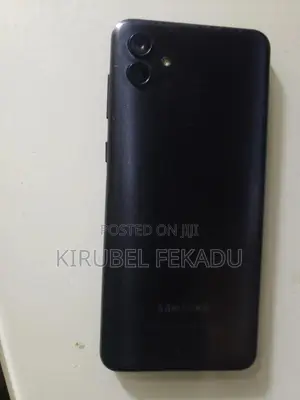 Samsung Galaxy A04 64 GB Black