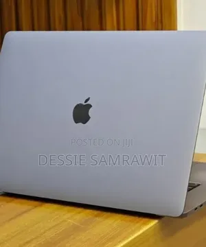 New Laptop Apple MacBook Pro 2018 32GB Intel Core i9 SSD 2T