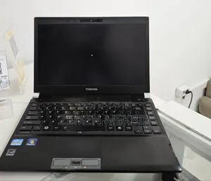 New Laptop Toshiba Portege R830 4GB Intel Core i5 HDD 250GB