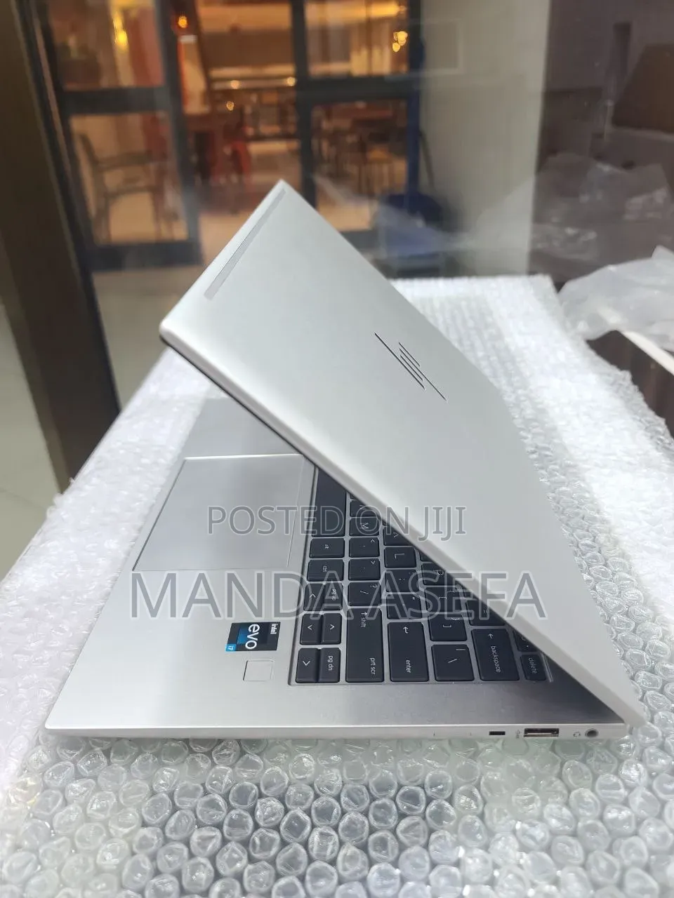 New Laptop HP EliteBook 840 G9 16GB Intel Core i7 SSD 512GB