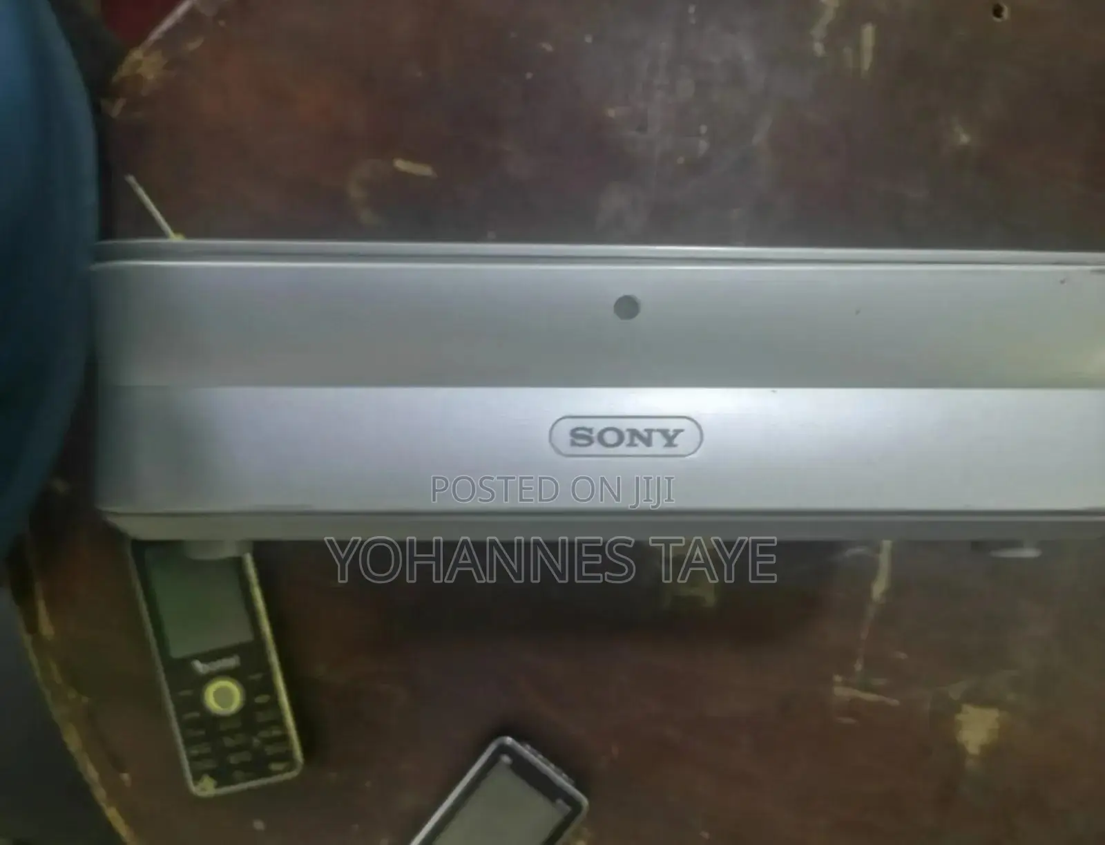 Projector Sony VPL-Cs7