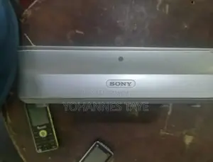 Projector Sony VPL-Cs7