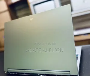 New Laptop Acer Predator Helios Neo 16 16GB Intel Core i7 SSD 1T