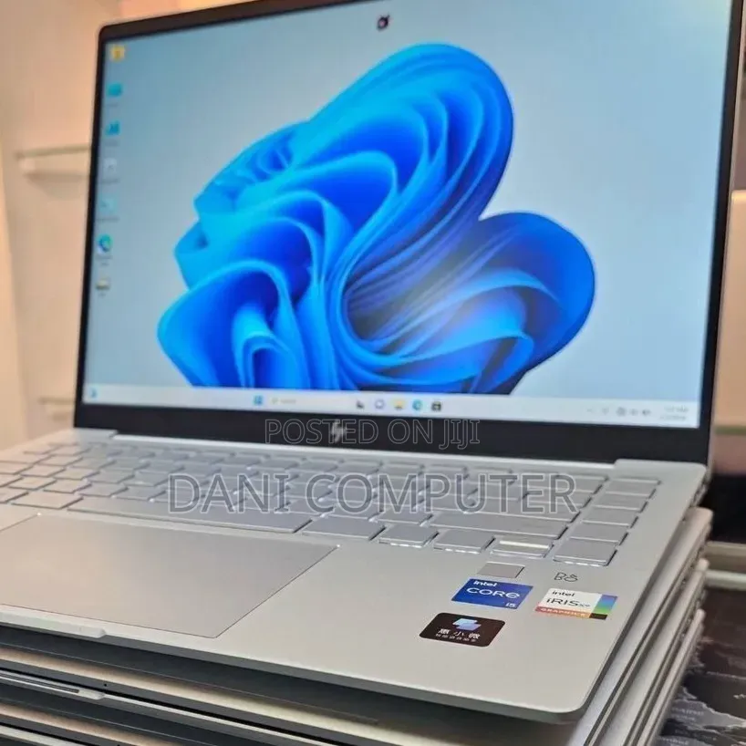 New Laptop HP Pavilion 14 16GB Intel Core i7 SSD 1T