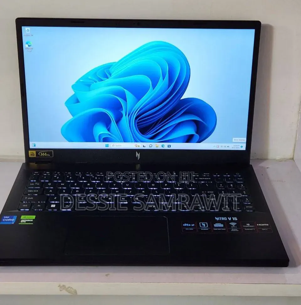 New Laptop Acer Nitro 17 16GB Intel Core i7 SSD 512GB