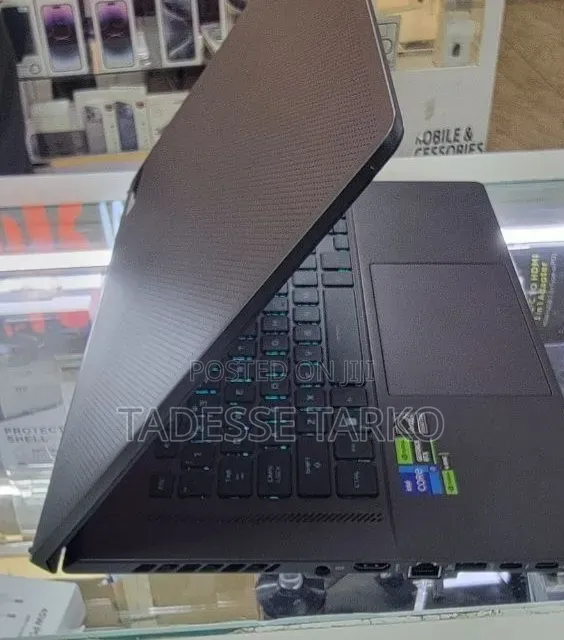 New Laptop Asus 16GB Intel Core i7 SSD 512GB