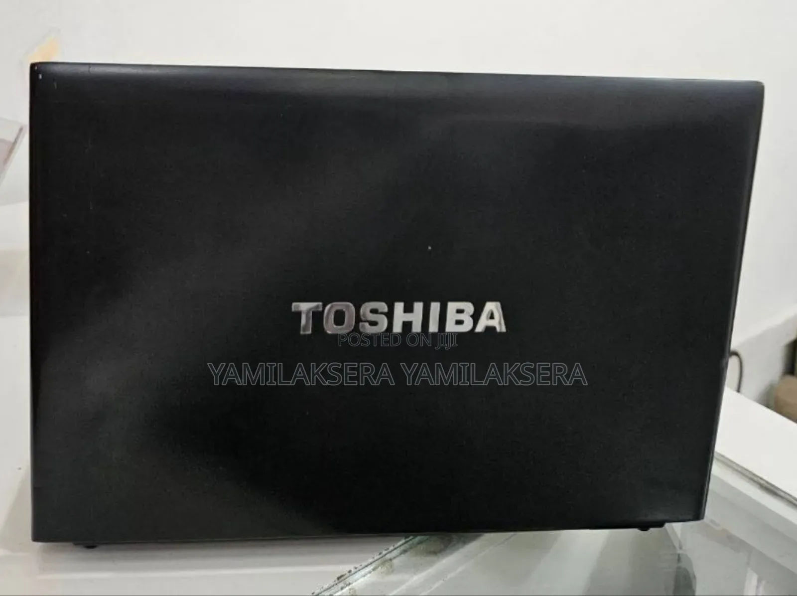 Laptop Toshiba Satellite C850 8GB Intel Core i5 SSD 250GB