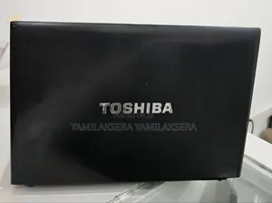 Laptop Toshiba Satellite C850 8GB Intel Core i5 SSD 250GB