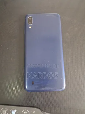 Samsung Galaxy M10 32 GB Blue