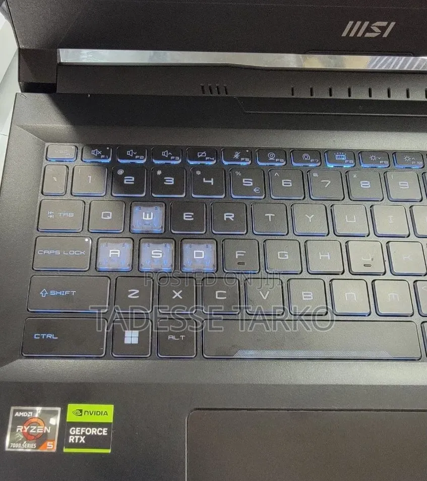 New Laptop MSI 16GB AMD Ryzen 5 SSD 512GB