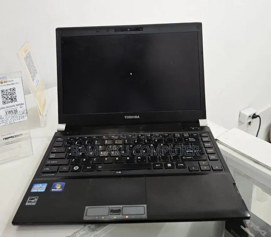 New Laptop Toshiba Portege R830 4GB Intel Core i5 SSD 250GB