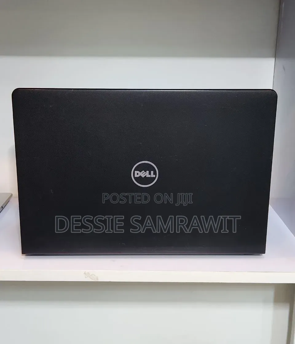New Laptop Dell Vostro 1015 4GB Intel Core i5 HDD 500GB