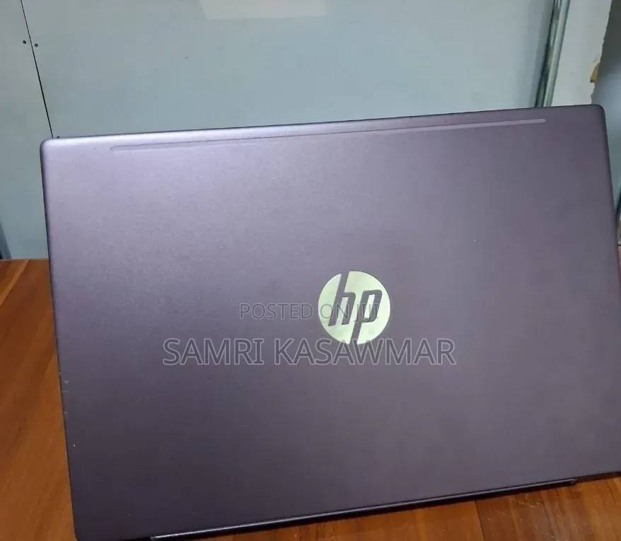 New Laptop HP Pavilion 10 8GB Intel Core i5 SSD 512GB