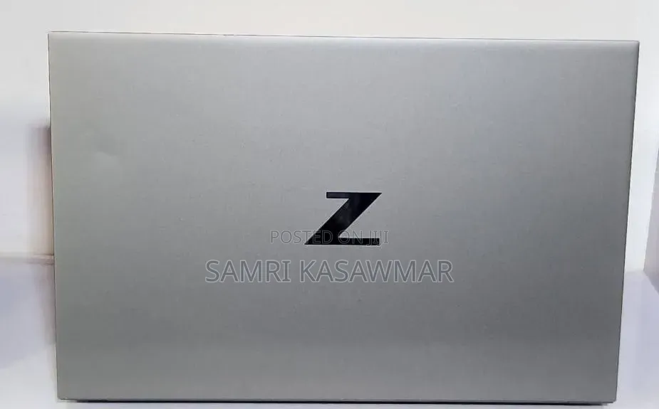 New Laptop HP ZBook Studio 32GB Intel Core i9 SSD 512GB