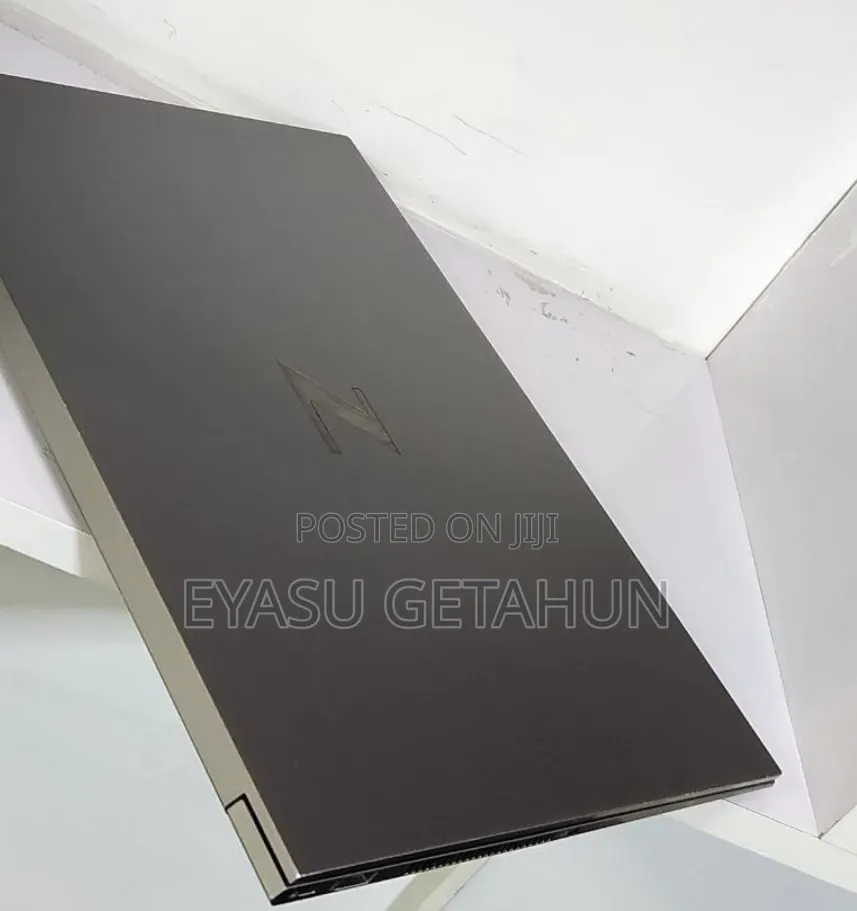 New Laptop HP ZBook 14 32GB Intel Core i9 SSD 512GB