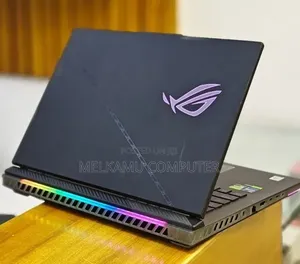 New Laptop Asus ROG Strix SCAR 15 16GB Intel Core i9 SSD 1T